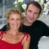 Jean Dujardin et Alexandra Lamy pour la promotion du single C'est aussi pour ça qu'on s'aime à Nice en 2002