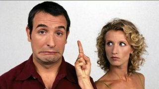 Un gars, une fille : Alexandra Lamy moins payée que Jean Dujardin, révélations !