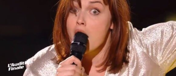 Chloé lors de l'audition finale de "The Voice 7" (TF1), épisode diffusé samedi 24 mars 2018.