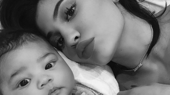 Kylie Jenner, ses premiers selfies avec Stormi : un duo trop craquant