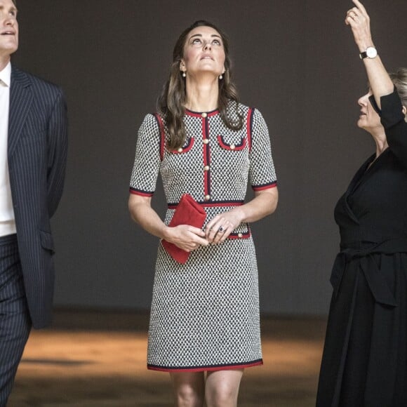 La duchesse Catherine de Cambridge inaugurant le 29 juin 2017 la nouvelle extension du musée Albert & Victoria à Londres.