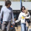 Exclusif - Shannen Doherty et son mari Kurt Iswarienko font leurs courses, à Malibu le 17 mars 2017. Shannen semble en bonne santé après avoir subi un lourd traitement contre le cancer.