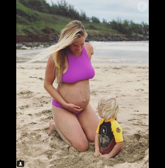 Bethany Hamilton avec son fils Tobias, Instagram, le 4 février 2018.