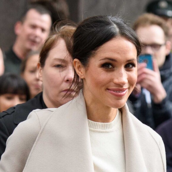 Le prince Harry et Meghan Markle lors de leur visite à Belfast en Irlande du Nord le 23 mars 2018.