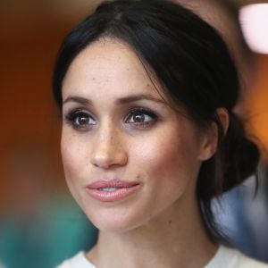 Le prince Harry et Meghan Markle visitent Catalyst Inc et rencontrent de jeunes entrepreneurs à Belfast le 23 mars 2018.