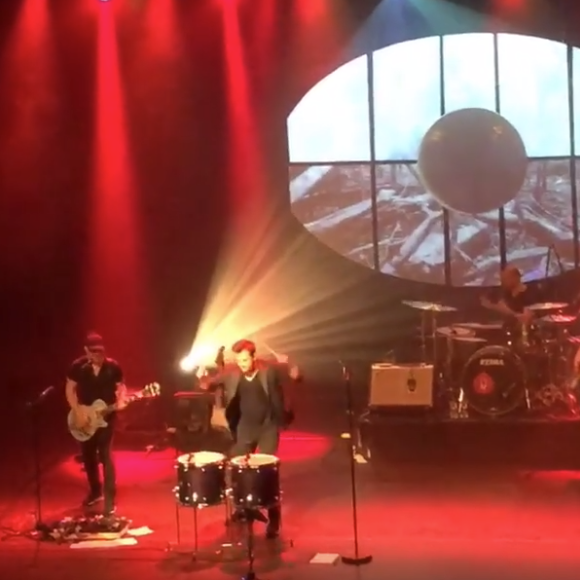 David Hallyday sur la scène de L'Orangerie à Roissy-en-France, le 29 mars 2018.