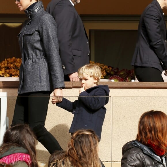 Le prince Albert II de Monaco, la princesse Charlene de Monaco et leurs enfants, le prince Jacques et la princesse Gabriella - 8ème édition du tournoi de rugby Sainte-Dévote au Stade Louis II à Monaco, le 31 mars 2018. © Jean-François Ottonello/Nice Matin/Bestimage