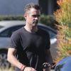 Exclusif - Colin Farrell récupère sa voiture et découvre une amende sur le pare brise à Los Angeles le 2 février 2018.