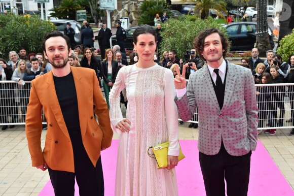 Alexander Vlahos, Elisa Lasowski et George Blagden - Soirée d'ouverture de la 1e édition du festival CanneSéries le 4 avril 2018, à Cannes. © Bruno Bebert/Bestimage