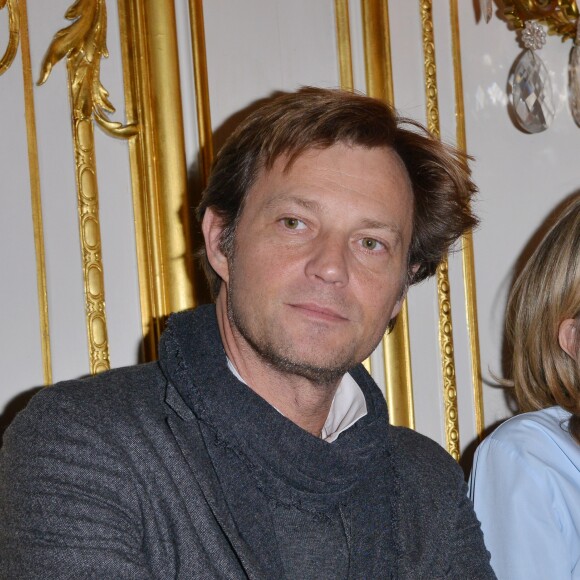 Laurent Delahousse à la conférence de presse de la Flamme Marie Claire à l'hôtel Marois dans les salons France-Amériques à Paris le 14 juin 2016.