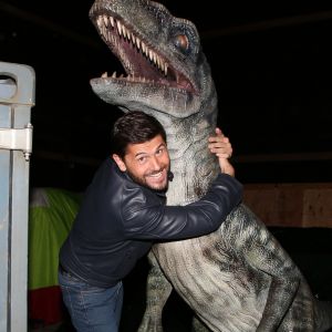 Christophe Beaugrand à l'exposition "Jurassic World" à la Cité du Cinéma. Saint-Denis, le 12 avril 2018. © Denis Guignebourg/Bestimage