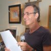 Exclusif - Jean-Jacques Goldman lors d'une Vente aux enchères à l'occasion du 20ème anniversaire du spectacle "Les Vendanges du Coeur" à Ouveillan, près de Narbonne (Aude) au profit des "Restos du Coeur" le 20 juillet 2014.