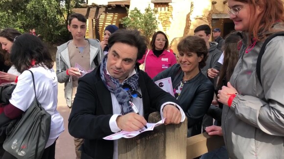 The Voice 7 : Frédéric Longbois, déjanté, fait le show à Disneyland !