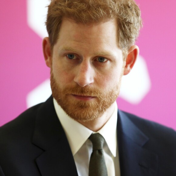 Le prince Harry lors du Commonwealth Youth Forum à Londres le 16 avril 2018, au centre de conférences Reine Elizabeth II.