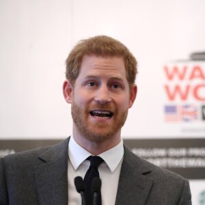 Le prince Harry lors du Commonwealth Youth Forum à Londres le 16 avril 2018, au centre de conférences Reine Elizabeth II.