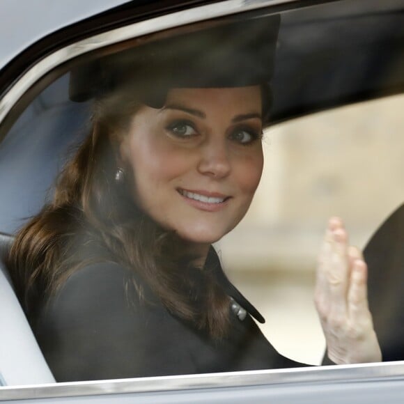 La duchesse Catherine de Cambridge, enceinte de huit mois, à Windsor le 31 mars 2018 lors de la messe de Pâques à laquelle la famille royale à assisté en la chapelle St George.