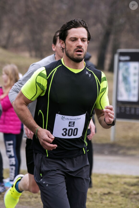 Le prince Carl Philip de Suède lors de la course caritative de l'association Lille Barnet dont il est le parrain, le 15 avril 2018 à Stockholm.