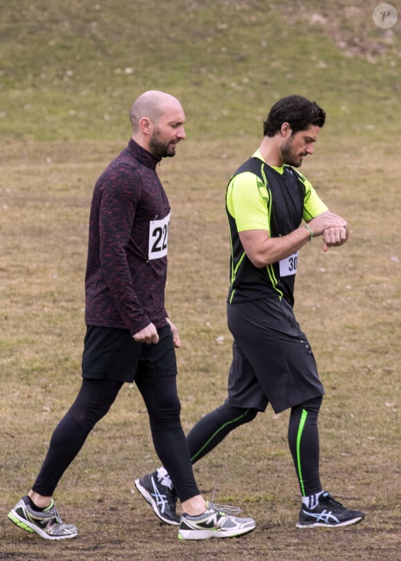Le prince Carl Philip de Suède lors de la course caritative de l'association Lille Barnet dont il est le parrain, le 15 avril 2018 à Stockholm.