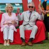 Le prince Charles et Camilla Parker Bowles en visite au village des athlètes des 21ème Jeux du Commonwealth sur la Gold Coast en Australie, le 5 avril 2018.