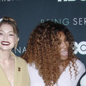 Gigi Hadid et Bella Hadid assistent à l'avant-première du documentaire 'Being Serena' consacré à Serena Williams. New York, le 25 avril 2018.