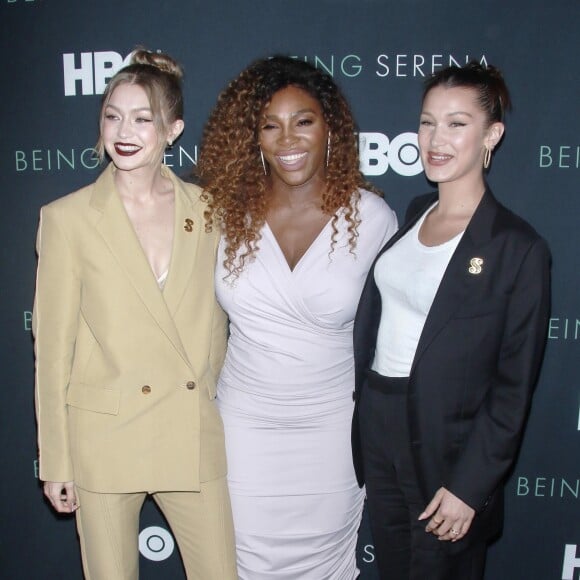 Gigi Hadid et Bella Hadid assistent à l'avant-première du documentaire 'Being Serena' consacré à Serena Williams. New York, le 25 avril 2018.