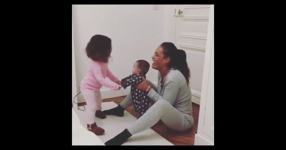 Amel Bent : "J'ai envie d'être avec mes enfants tout le ...