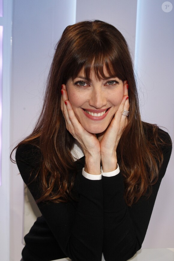Mareva Galanter lors du photocall pour le spectacle "Les Parisiennes" aux Folies Bergère, à partir du 24 mai, à Paris. Le 9 avril 2018