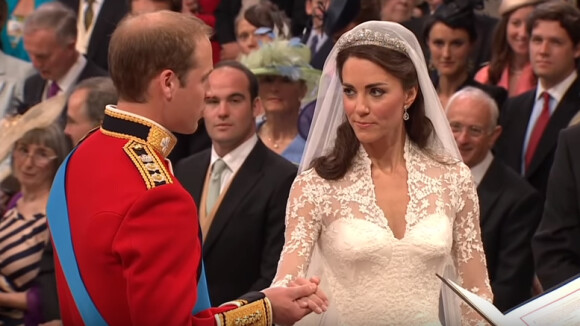 Extrait de la cérémonie de mariage du prince William et de Kate Middleton le 29 avril 2011 en l'abbaye de Westminster, à Londres. On peut y entendre le duc et la duchesse de Cambridge prononcer le prénom Louis, qu'ils ont donné à leur troisième enfant né le 23 avril 2018, à la française.