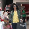 Kelly Rowland fait du shopping à Los Angeles, le 19 avril 2018.