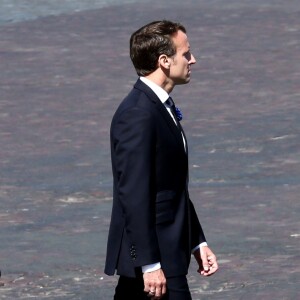 Le président de la république, Emmanuel Macron durant le 73ème anniversaire de la Victoire du 8 mai 1945, avenue des champs-elysées, Paris, France, le 8 mai 2018. © Stéphane Lemouton/Bestimage