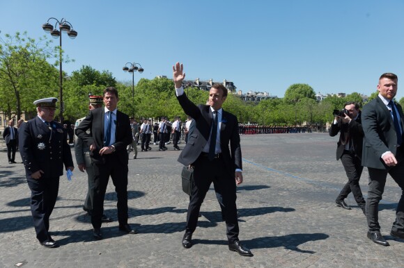 Le président de la république Emmanuel Macron à l'Arc de Triomphe à l'occasion des cérémonies du 8-Mai marquant le 73e anniversaire de la victoire alliée sur l'Allemagne nazie en 1945. Jacques Witt / Laurent Chamussy / Pool / Bestimage