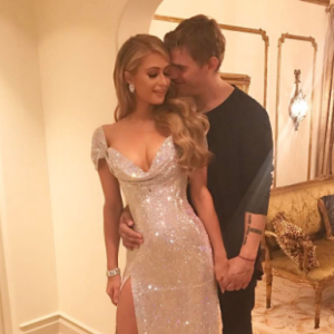 Paris Hilton et son amoureux Chris Zylka - Photo publiée sur Instagram le 19 février 2017