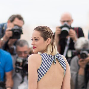Marion Cotillard lors du photocall du film Gueule d'Ange au 71ème Festival International du Film de Cannes, le 12 mai 2018. © Borde / Jacovides / Moreau / Bestimage