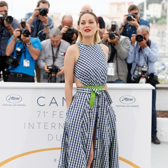 Marion Cotillard lors du photocall du film Gueule d'Ange au 71ème Festival International du Film de Cannes, le 12 mai 2018. © Borde / Jacovides / Moreau / Bestimage