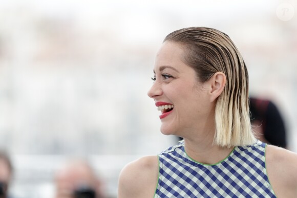Marion Cotillard lors du photocall du film Gueule d'Ange au 71ème Festival International du Film de Cannes, le 11 mai 2018. © Borde / Jacovides / Moreau / Bestimage