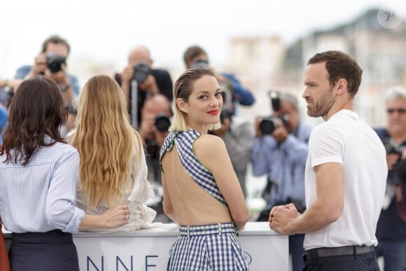 Marion Cotillard, Alban Lenoir lors du photocall du film Gueule d'Ange au 71ème Festival International du Film de Cannes, le 11 mai 2018. © Borde / Jacovides / Moreau / Bestimage