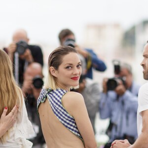 Marion Cotillard, Alban Lenoir lors du photocall du film Gueule d'Ange au 71ème Festival International du Film de Cannes, le 11 mai 2018. © Borde / Jacovides / Moreau / Bestimage Photocall of the movie Gueule d'Ange during the 71th Cannes International Film Festival. May 11th, 2018.12/05/2018 - Cannes