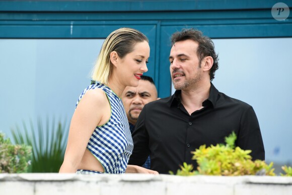 Marion Cotillard arrive au photocall de "Gueule d'Ange" lors du 71ème Festival International du Film de Cannes, le 11 mai 2018. © Lionel Urman/Bestimage
