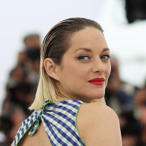 Marion Cotillard lors du photocall du film Gueule d'Ange au 71ème Festival International du Film de Cannes, le 12 mai 2018. © Borde / Jacovides / Moreau / Bestimage