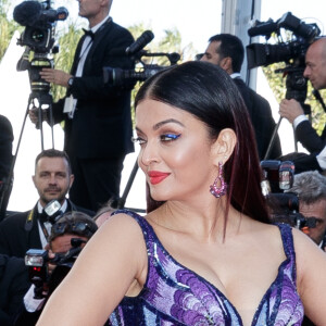 Aishwarya Rai (bijoux De Grisogono, robe Michael Cinco) - Montée des marches du film " Les Filles du Soleil " lors du 71ème Festival International du Film de Cannes. Le 12 mai 2018 © Borde-Jacovides-Moreau/Bestimage