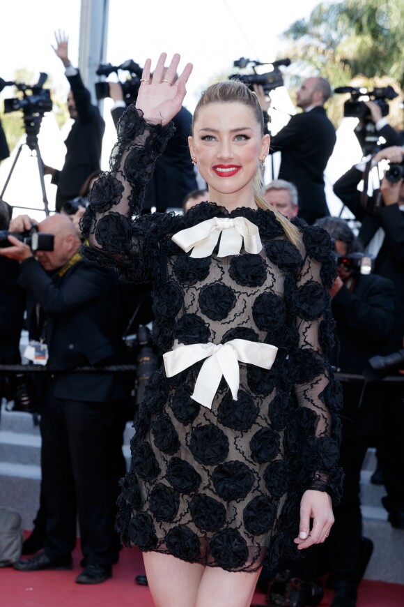 Amber Heard - Montée des marches du film " Les Filles du Soleil " lors du 71ème Festival International du Film de Cannes. Le 12 mai 2018 © Borde-Jacovides-Moreau/Bestimage