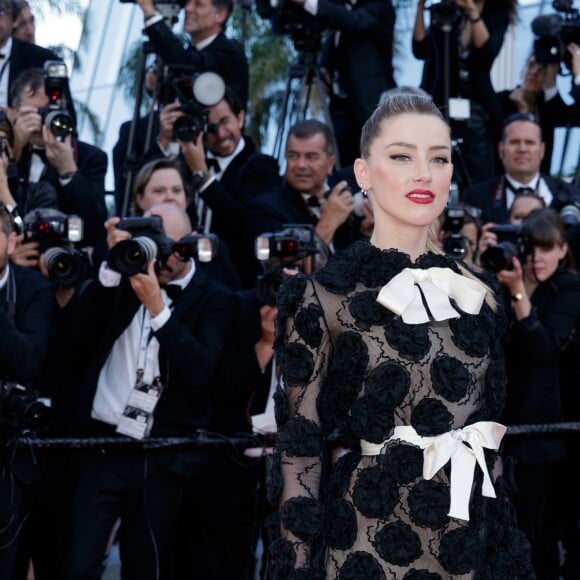 Amber Heard - Montée des marches du film " Les Filles du Soleil " lors du 71ème Festival International du Film de Cannes. Le 12 mai 2018 © Borde-Jacovides-Moreau/Bestimage