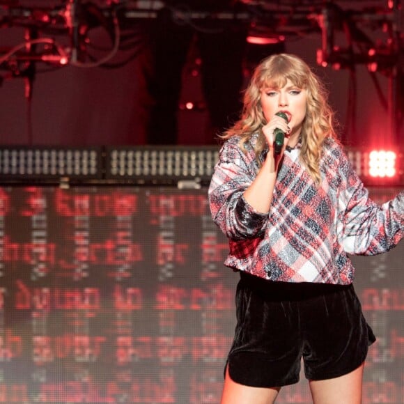 Taylor Swift - Concert Poptopia au SAP Center à San Jose en Californie, le 2 décembre 2017 © Daniel DeSlover via Zuma/Bestimage