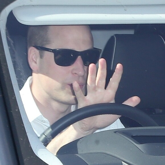 Le prince William, duc de Cambridge, a pris part aux répétitions de la parade militaire en vue du mariage du prince Harry et de Meghan Markle au château de Windsor le 17 mai 2018, à deux jours de l'événement.