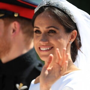 Meghan Markle et le prince Harry, duc et duchesse de Sussex, ont effectué une procession dans le landau Ascot après leur mariage en la chapelle St George à Windsor le 19 mai 2018, à la rencontre du public dans toute la ville de Windsor et le long du Long Walk.