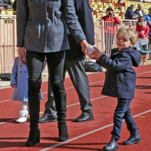 Le prince Albert II de Monaco, la princesse Charlene de Monaco et leurs enfants le prince Jacques et la princesse Gabriella de Monaco - 8ème édition du tournoi de rugby Sainte-Dévote au Stade Louis II à Monaco, le 31 mars 2018. © Olivier Huitel/Pool Monaco/Bestimage