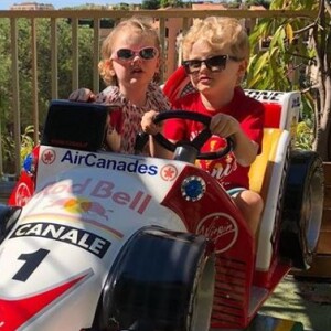 Charlene de Monaco publie une photo de ses jumeaux Gabriella et Jacques sur Instagram le 23 mai 2018, à quelques jours du Grand Prix de Monaco.