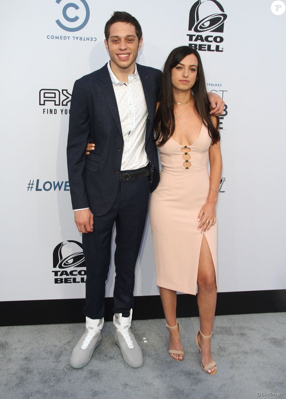 Pete Davidson Et Son Ex-compagne Cazzie David à La Soirée De The Comedy ...