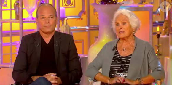 Laurent Baffie présente sa mère sur le plateau de "Salut les Terriens" sur C8, le 26 mai 2018.