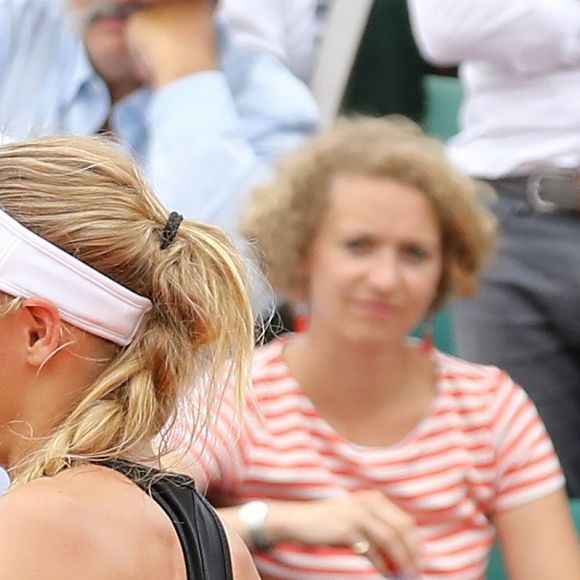 Marion Bartoli lors des internationaux de tennis de Roland Garros le 28 mai 2018. En atten­dant de redis­pu­ter des matchs, la spor­tive commente les rencontres pour Euro­sport à l'occa­sion du tour­noi de Roland-Garros. © Dominique Jacovides - Cyril Moreau / Bestimage